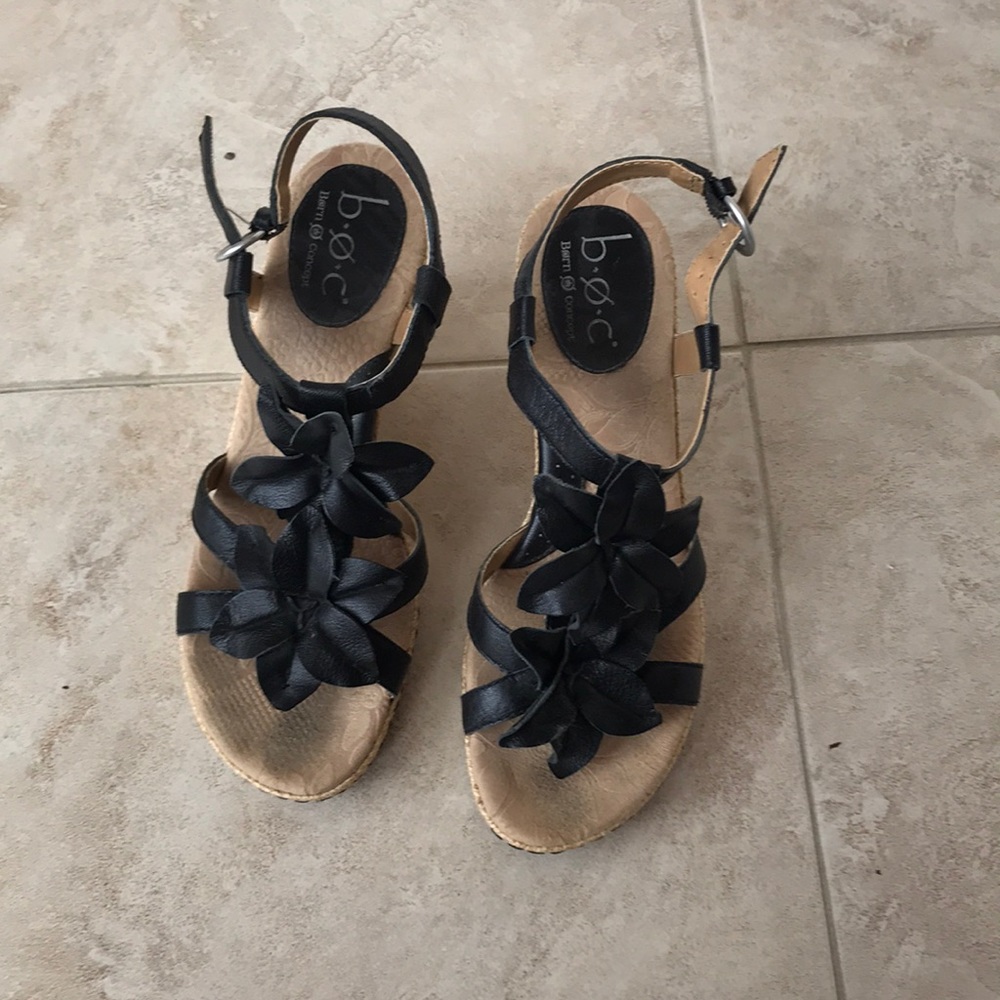 Black B.o.c sandals